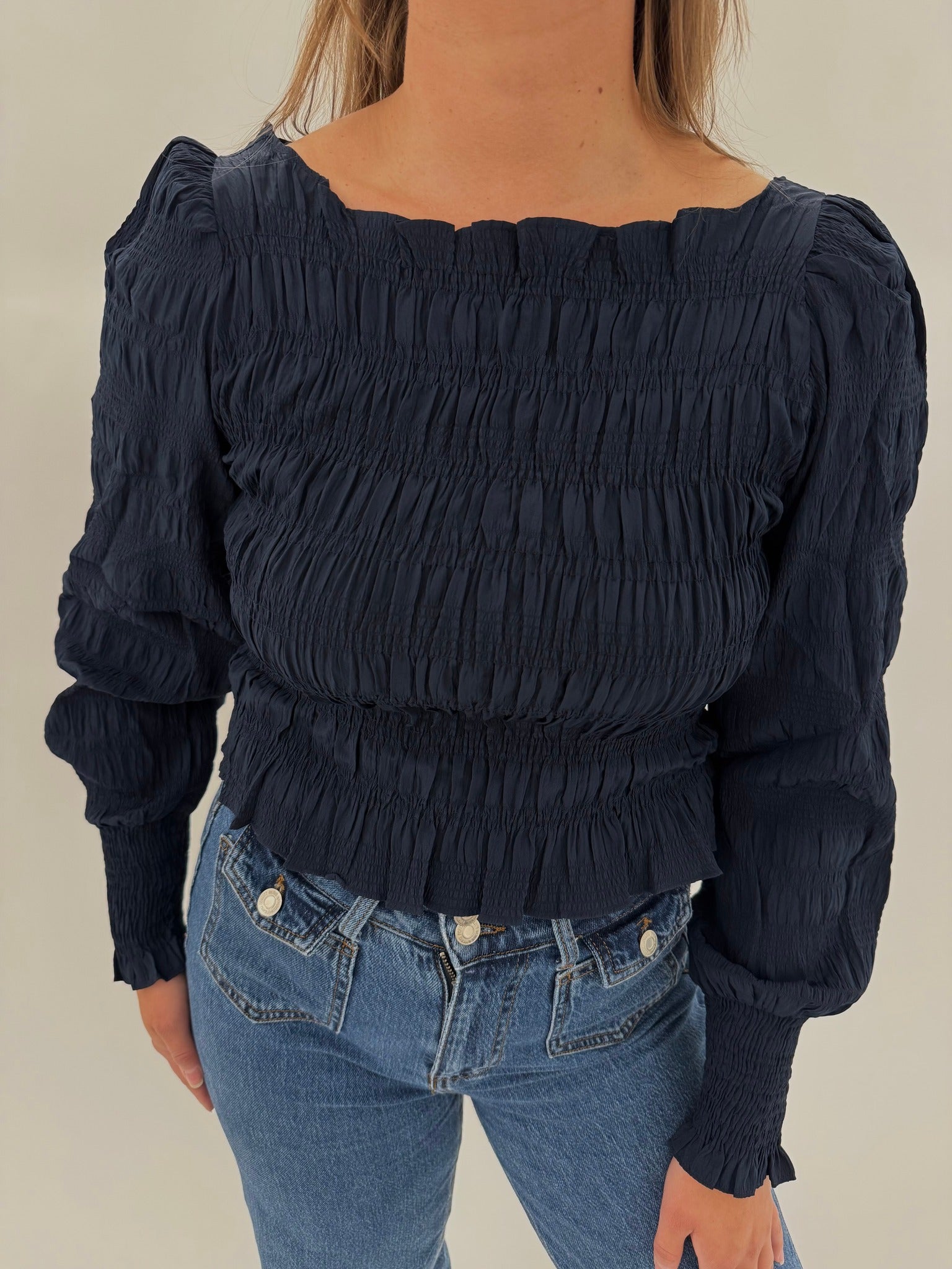 PCMOPPI Top - Navy Blazer